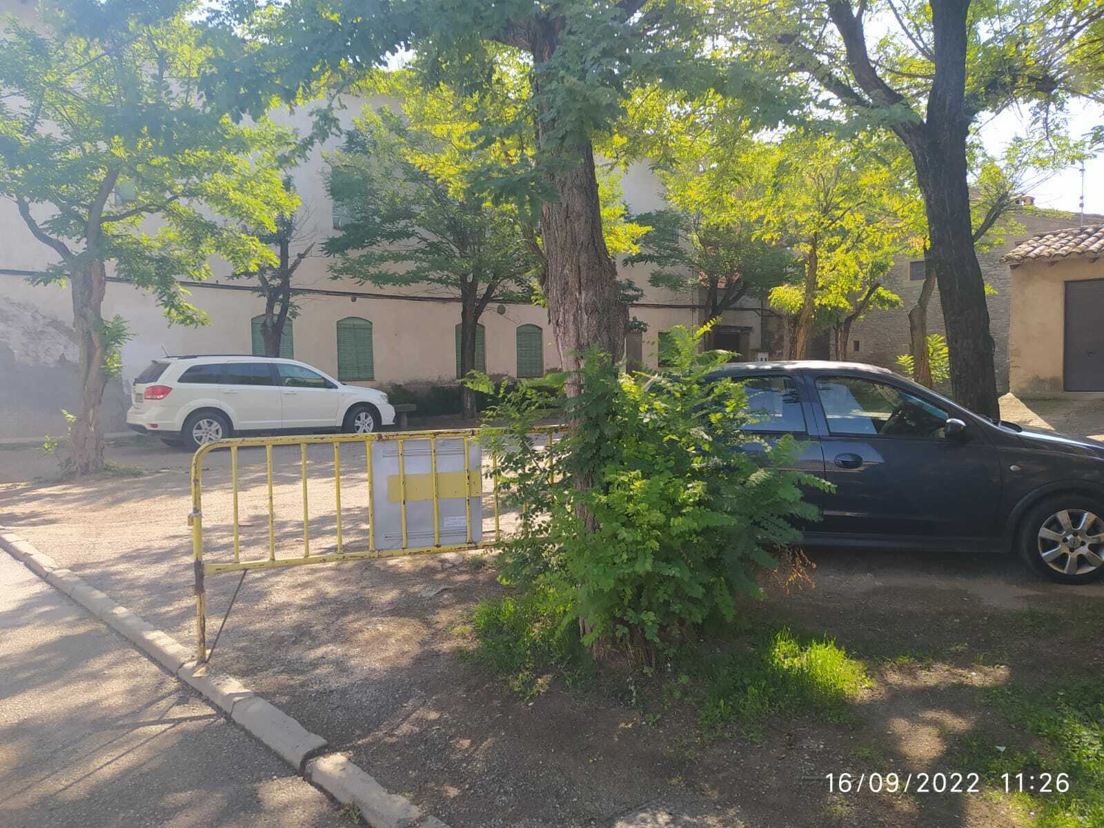 Imatge pels mitjans: Arranjar la plaça de les Acàcies